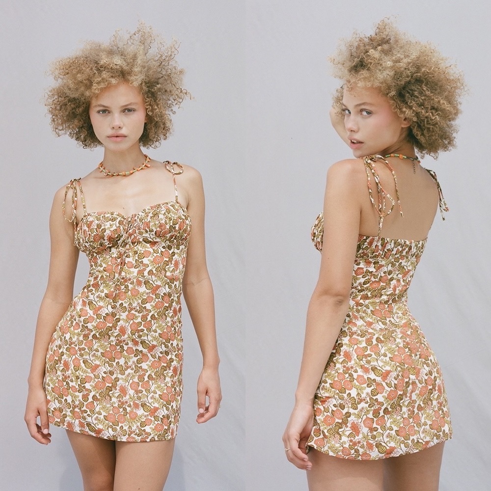 Realisation Par The Devon Dress - 70s Floral